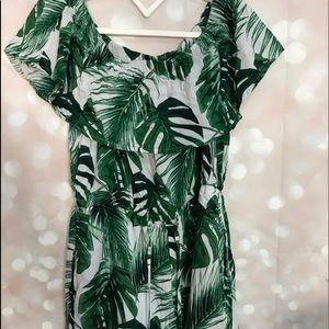 NWOT Guess Romper Tropical Green /White /Small